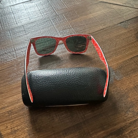 Ray Ban sunglasses - Picture 3 of 3
